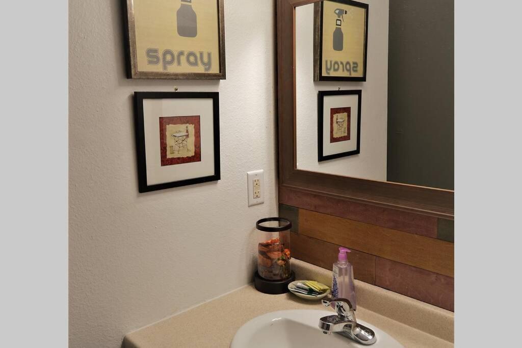 Appartement Arhaus 3 à Grand Forks Extérieur photo